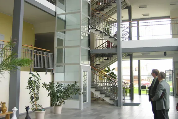 platform-lift-A500-space-efficient